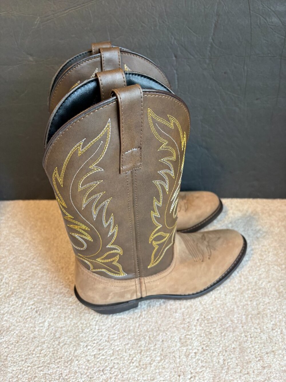 Laredo Women's Cowboy Western Boots Size 8M Brown Tan 2 tone stitching 5742